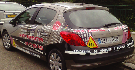 Confiez vos voitures pour un total covering à Neama Publicité